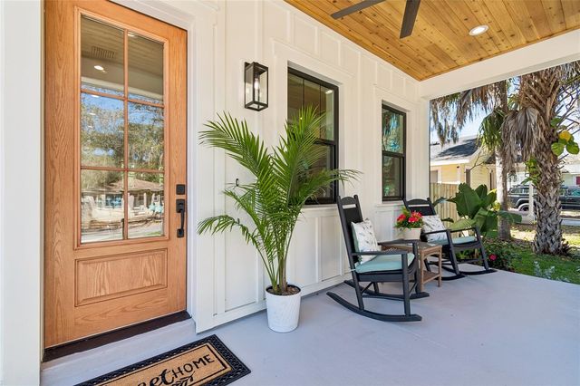 1709 E HENRY AVENUE, Tampa, FL 33610