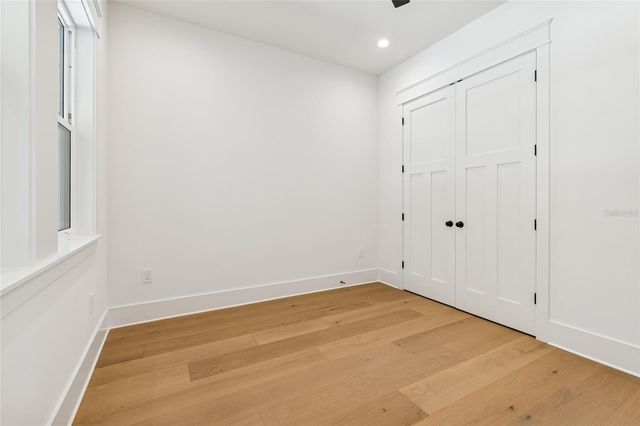 1709 E HENRY AVENUE, Tampa, FL 33610