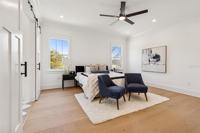 1709 E HENRY AVENUE, Tampa, FL 33610