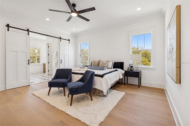 1709 E HENRY AVENUE, Tampa, FL 33610