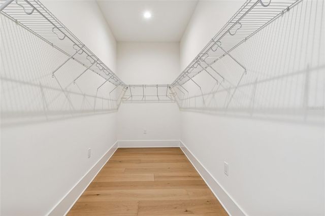 1709 E HENRY AVENUE, Tampa, FL 33610