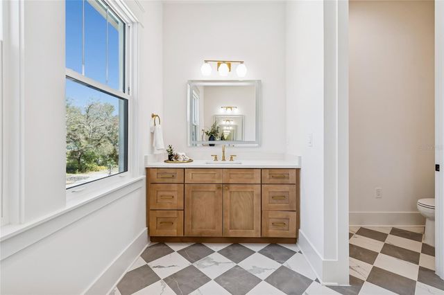 1709 E HENRY AVENUE, Tampa, FL 33610