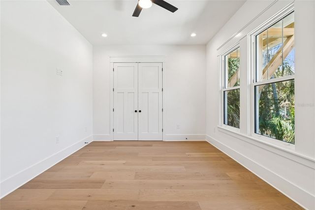 1709 E HENRY AVENUE, Tampa, FL 33610