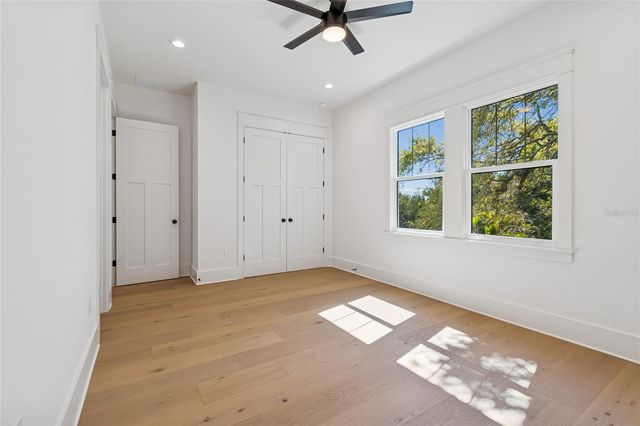 1709 E HENRY AVENUE, Tampa, FL 33610