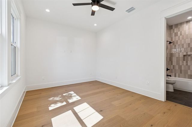 1709 E HENRY AVENUE, Tampa, FL 33610