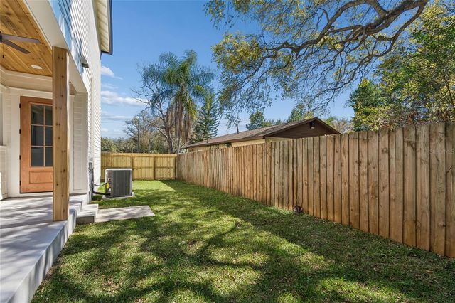 1709 E HENRY AVENUE, Tampa, FL 33610