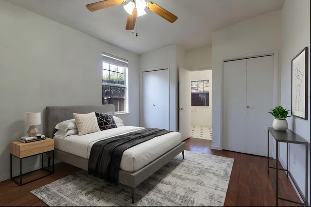 2631 W Royal Oaks Drive W, Visalia, CA 93277