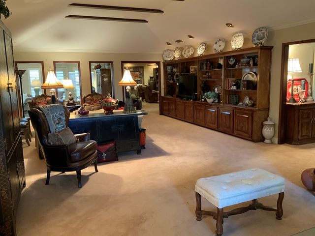 2927 Kirkwood Dr, Odessa, TX 79762