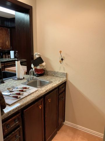 2927 Kirkwood Dr, Odessa, TX 79762