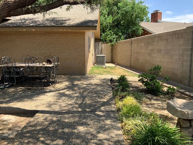 2927 Kirkwood Dr, Odessa, TX 79762