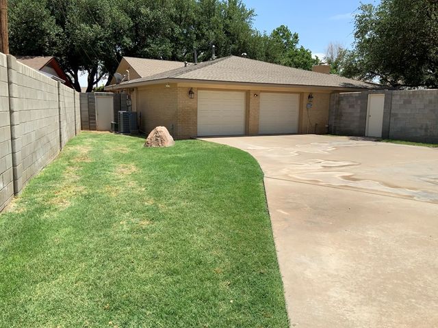 2927 Kirkwood Dr, Odessa, TX 79762