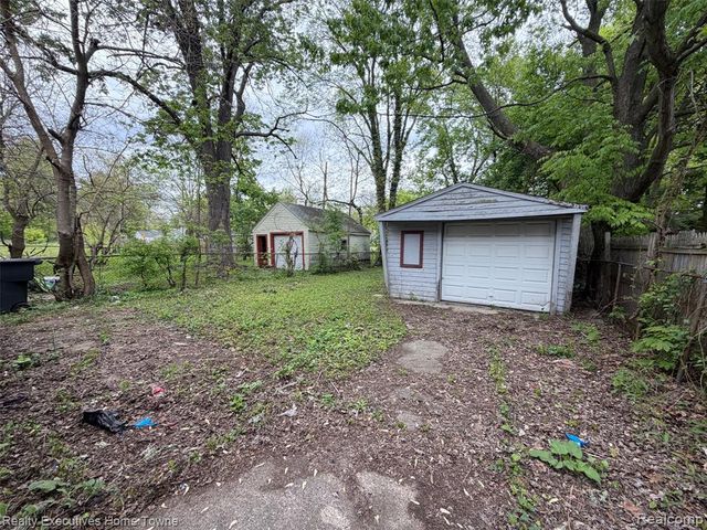 18282 Stout Street, Detroit, MI 48219