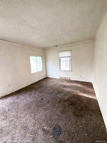 18282 Stout Street, Detroit, MI 48219