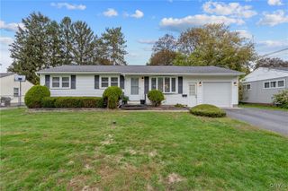 223 Lawdon Street, Clay, NY 13212