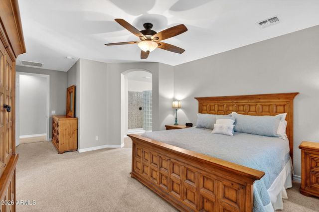 2762 E CAROB Drive, Gilbert, AZ 85298