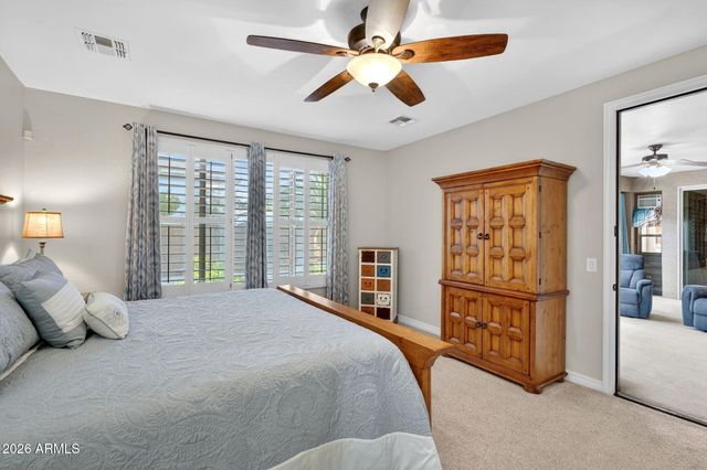 2762 E CAROB Drive, Gilbert, AZ 85298