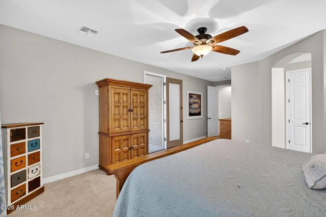 2762 E CAROB Drive, Gilbert, AZ 85298