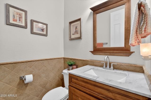 2762 E CAROB Drive, Gilbert, AZ 85298