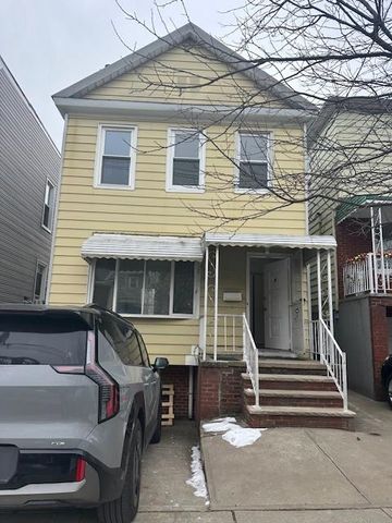 76 WEST 54TH ST, Bayonne, NJ 07002