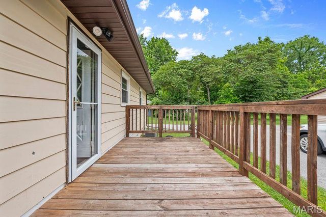 323 Brookside Drive, Caseyville, IL 62232
