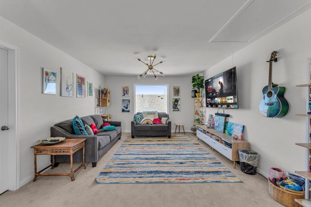 306 Cold Spring LOOP, Bastrop, TX 78602