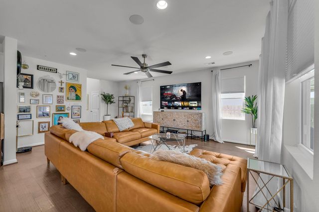 306 Cold Spring LOOP, Bastrop, TX 78602