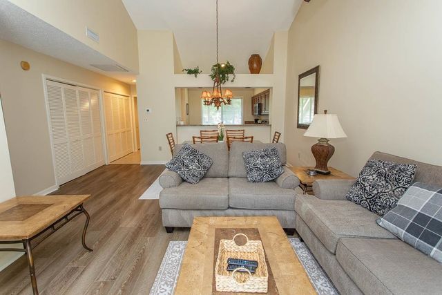 116 Westhill Cir Apt 9H, Myrtle Beach, SC 29572