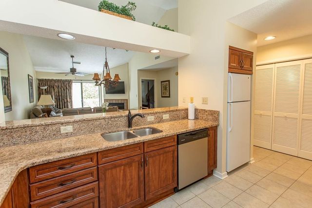 116 Westhill Cir Apt 9H, Myrtle Beach, SC 29572
