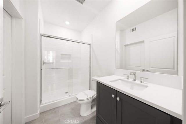 312 Tank, Irvine, CA 92618