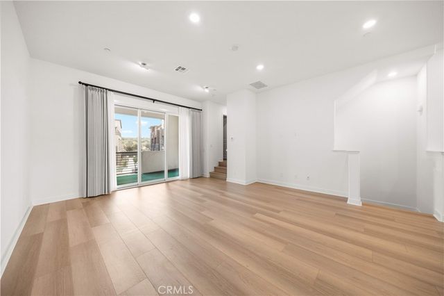 312 Tank, Irvine, CA 92618