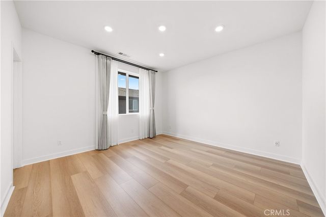 312 Tank, Irvine, CA 92618