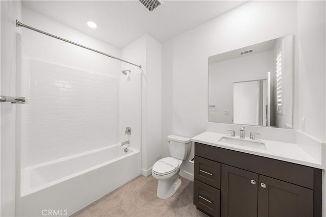 312 Tank, Irvine, CA 92618