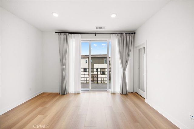 312 Tank, Irvine, CA 92618