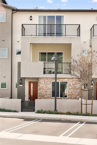 312 Tank, Irvine, CA 92618