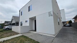 211 W 43rd, Los Angeles, CA 90037