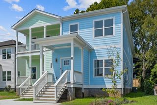 2409B 14th Ave, N, Nashville, TN 37208