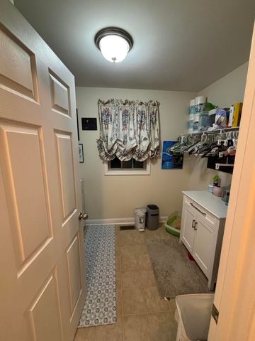 1136 Mountain Laurel Way, Lexington, KY 40511