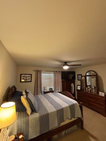 1136 Mountain Laurel Way, Lexington, KY 40511
