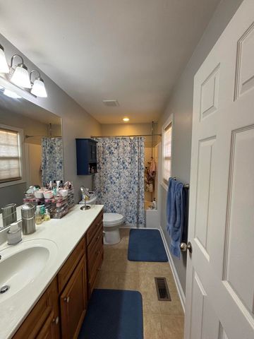 1136 Mountain Laurel Way, Lexington, KY 40511