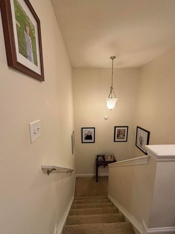 1136 Mountain Laurel Way, Lexington, KY 40511