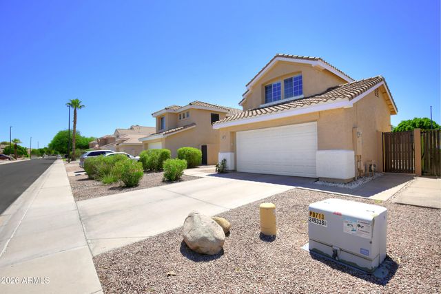 1017 W LEAH Lane, Gilbert, AZ 85233