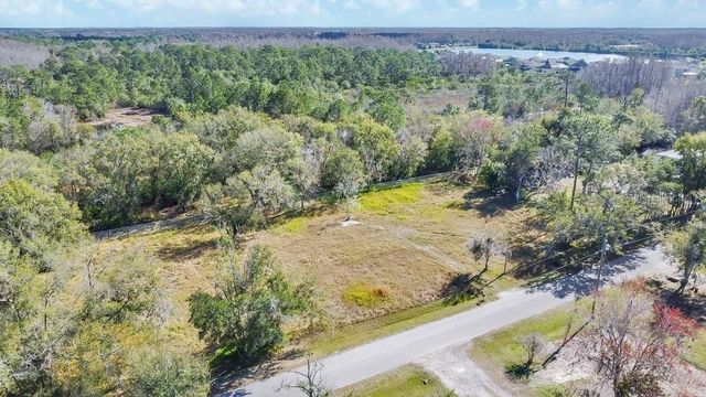 1426 SIERRA PINES BOULEVARD, Lutz, FL 33558