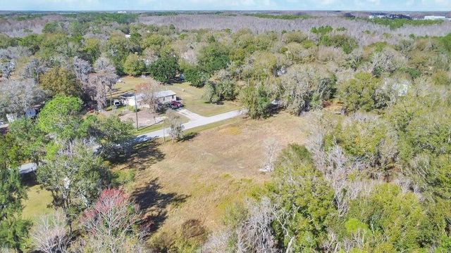 1426 SIERRA PINES BOULEVARD, Lutz, FL 33558