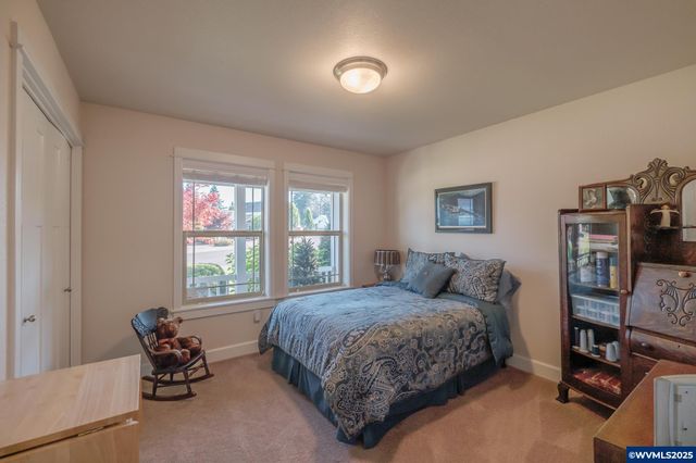 4913 Mimosa Cir, Sweet Home, OR 97386