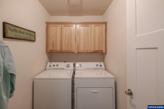 4913 Mimosa Cir, Sweet Home, OR 97386
