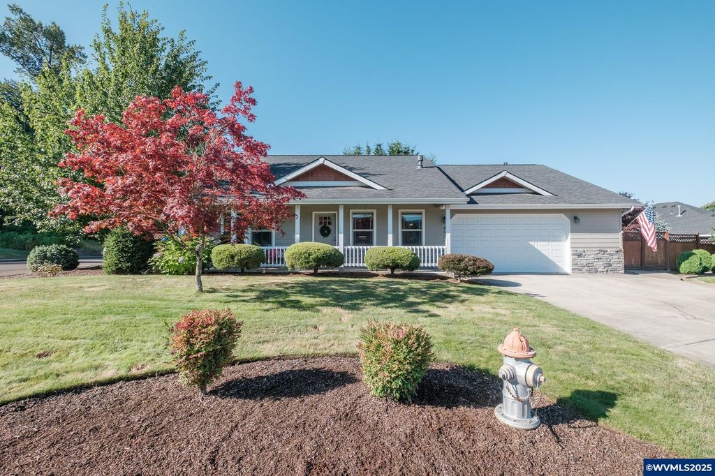 4913 Mimosa Cir, Sweet Home, OR 97386