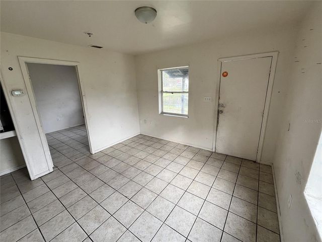 311 E MAGNOLIA STREET 2, Leesburg, FL 34748