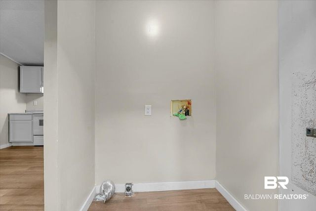 12030 Oakdale Avenue, Grand Bay, AL 36541