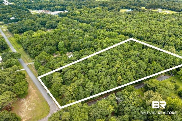 12030 Oakdale Avenue, Grand Bay, AL 36541