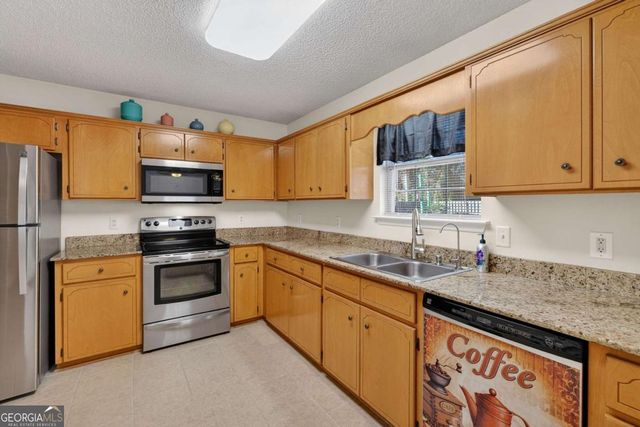 113 Timber Ridge Drive, Brunswick, GA 31525